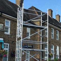 Scaffold-Tower-Hire-aluminium-tower-hire-2.jpeg